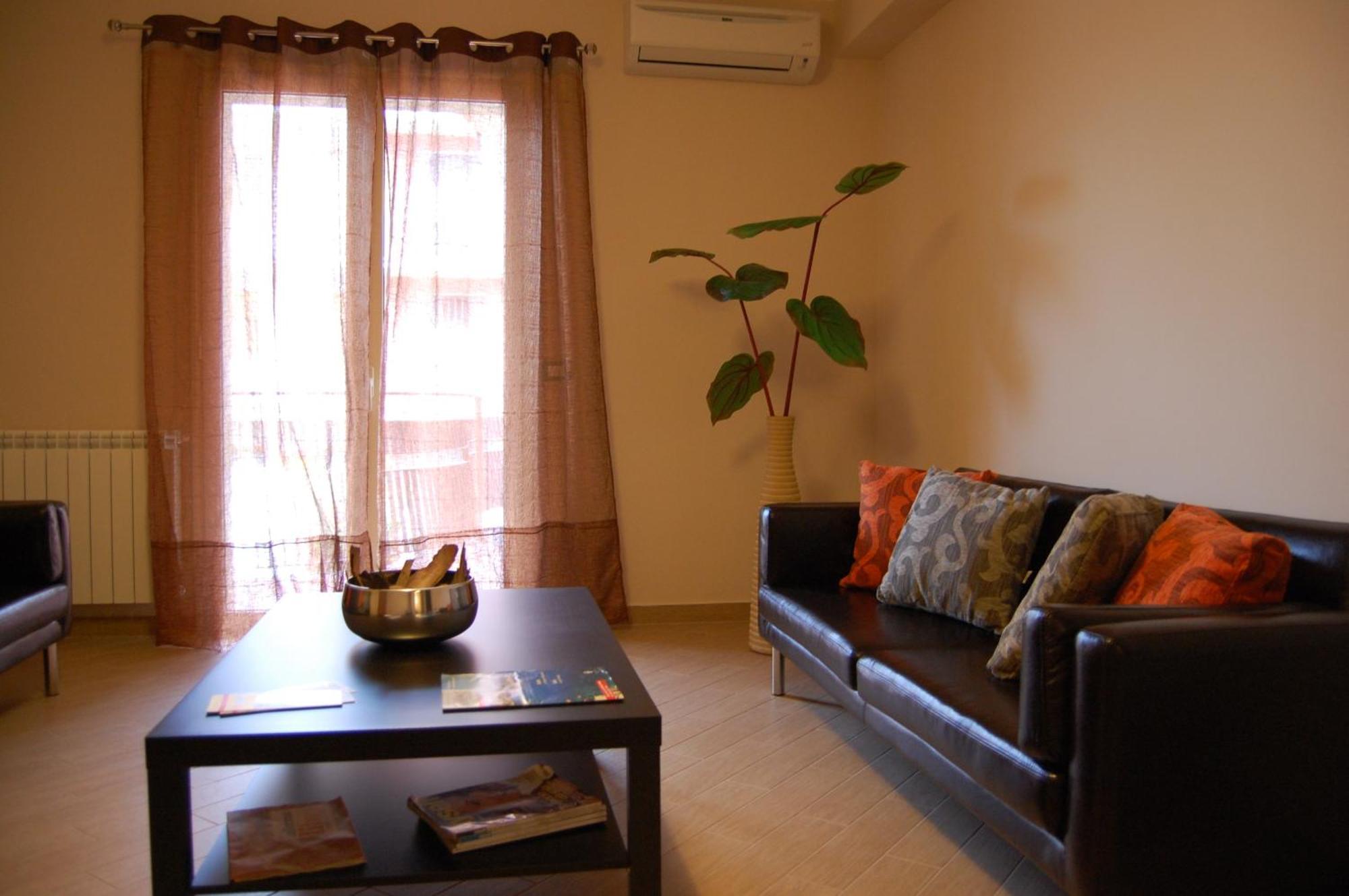 B&B Prima Classe Belpasso Bagian luar foto