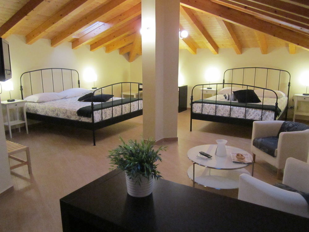 B&B Prima Classe Belpasso Bagian luar foto